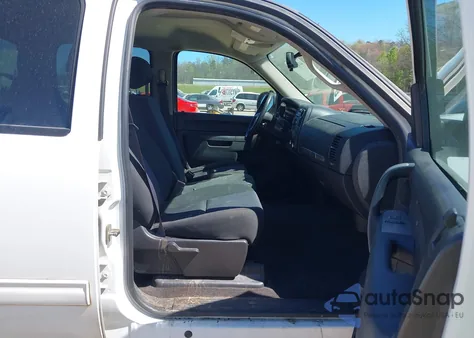 2011 Chevrolet Silverado 1500 Lt z USA, uszkodzony, nr VIN 3GCPKSE30BG389003